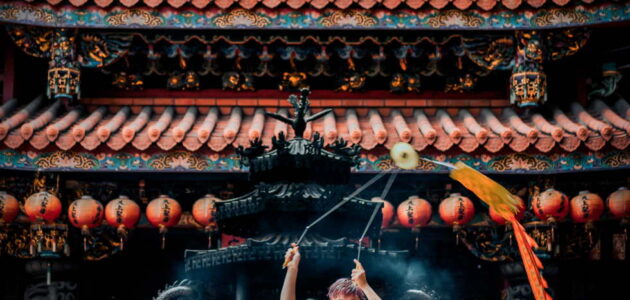 ART6 – Diabolo Showman
